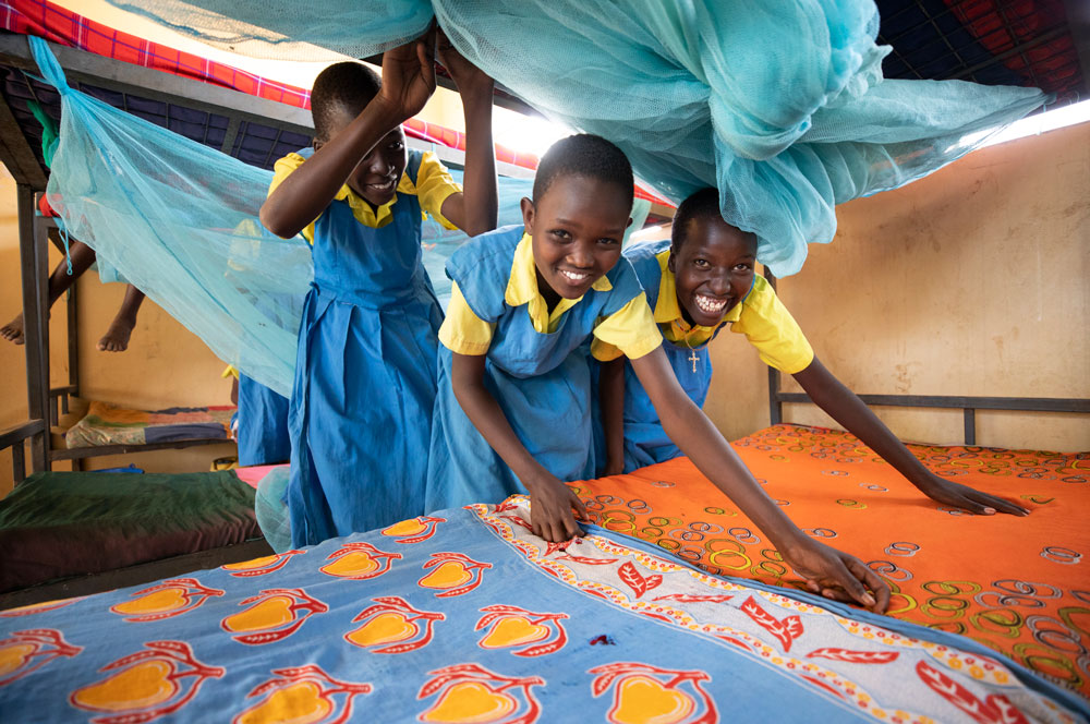 Two beds (warm blankets, pillows and mattresses)